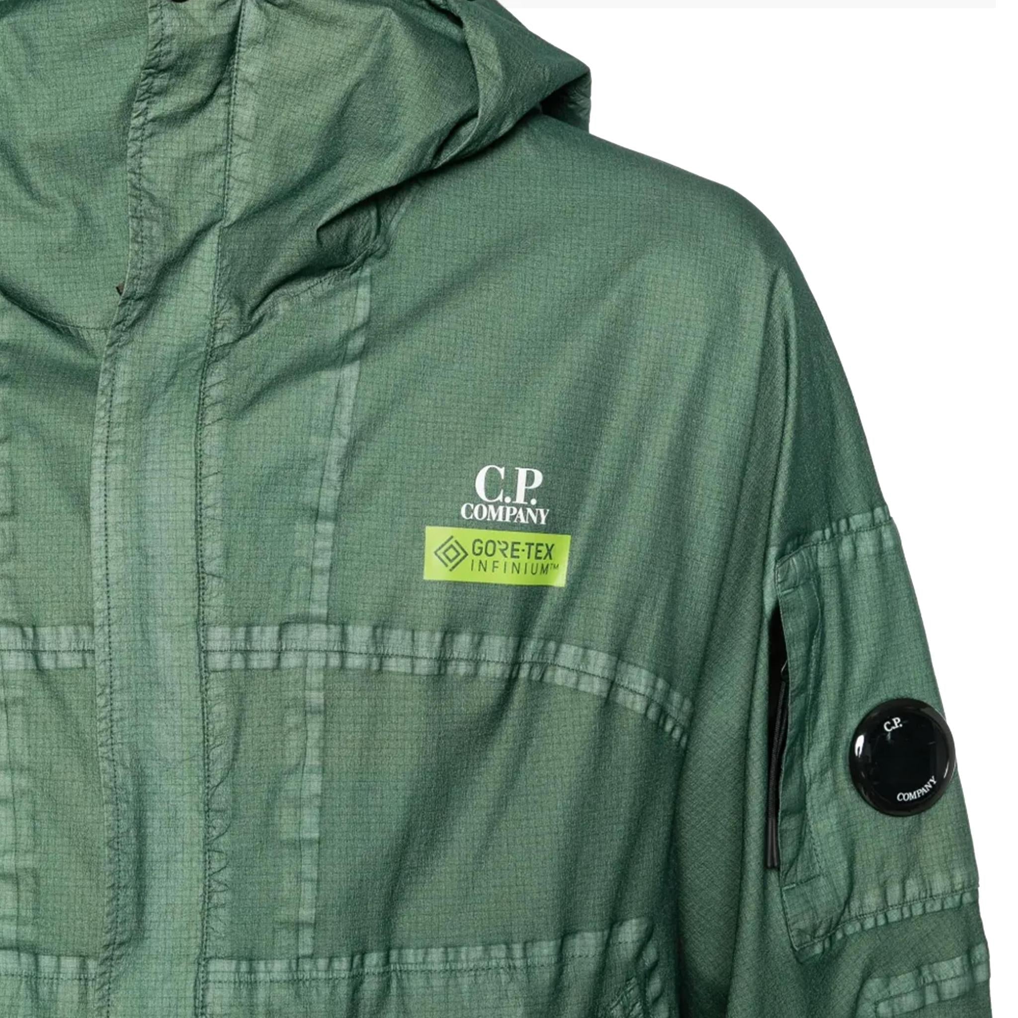 C.P. Company Gore G-Type Hooded Jacket in Green