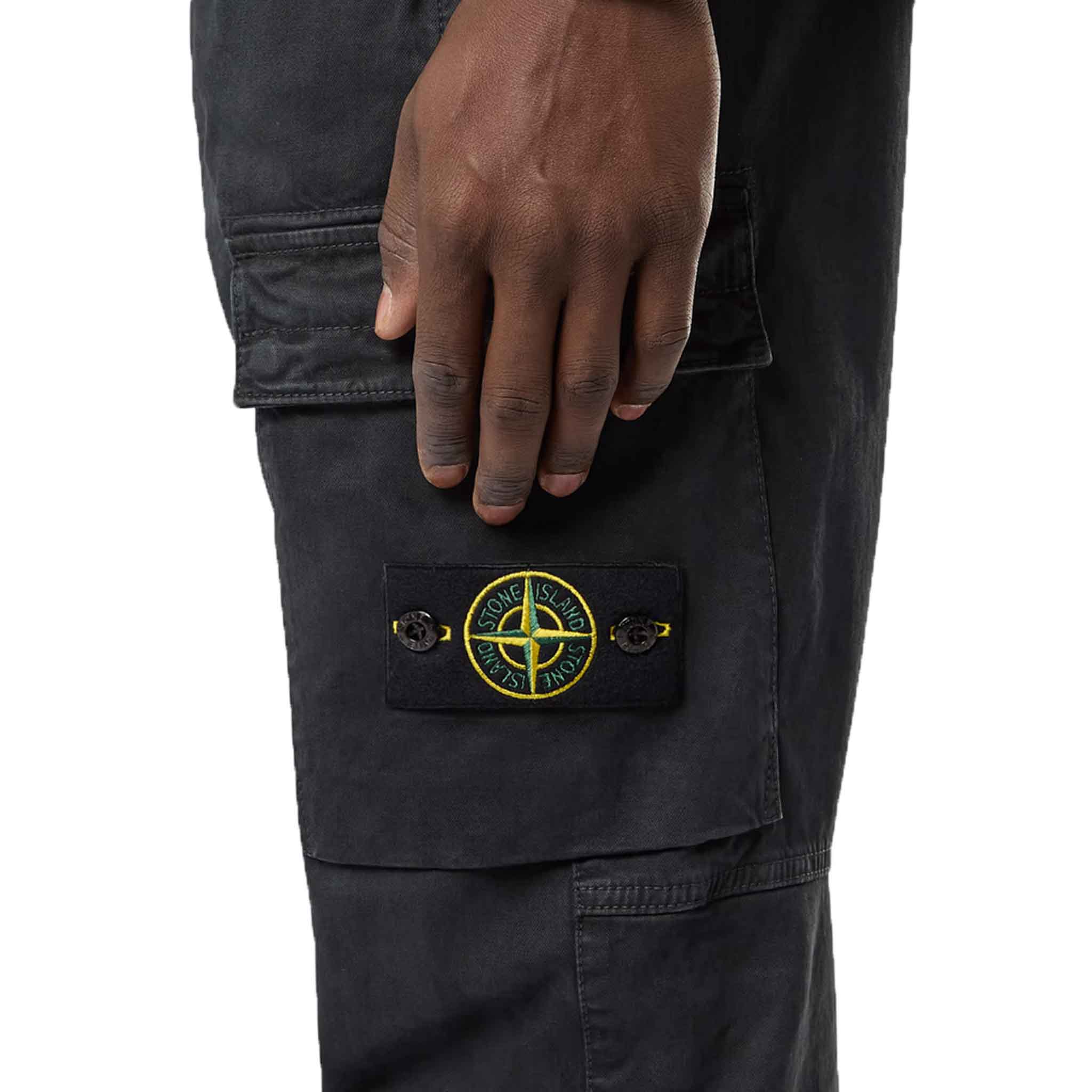 Stone Island 'Old' Effect Regular Tapered Cargo Pants in Black